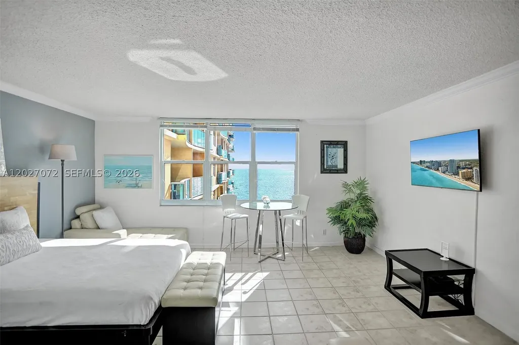 2501 S Ocean Drive Hollywood FL 33019