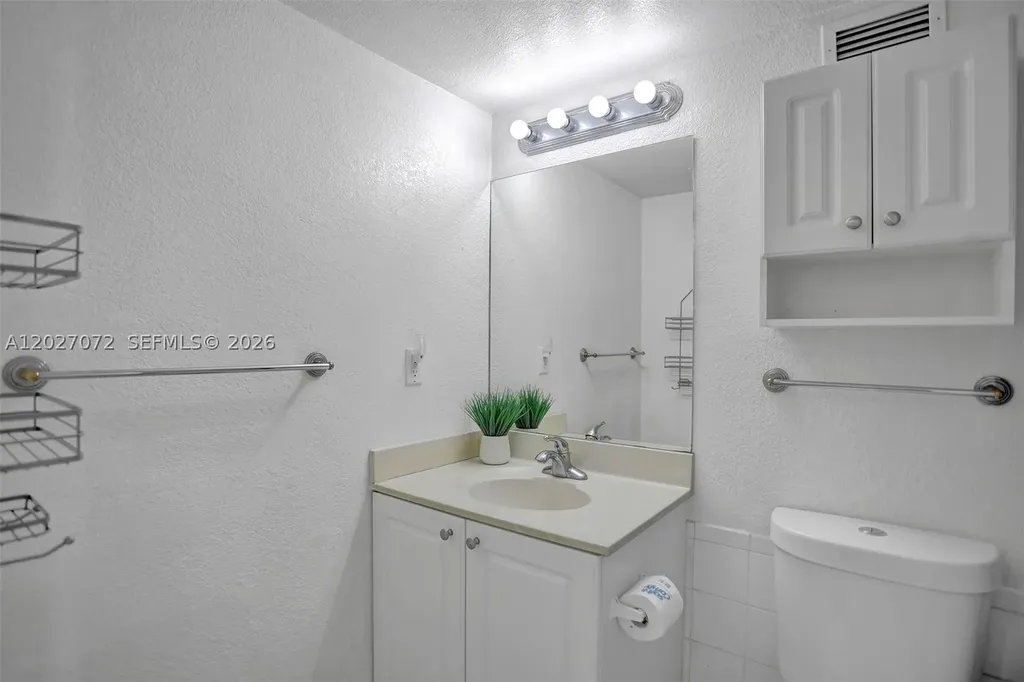 2501 S Ocean Drive Hollywood FL 33019
