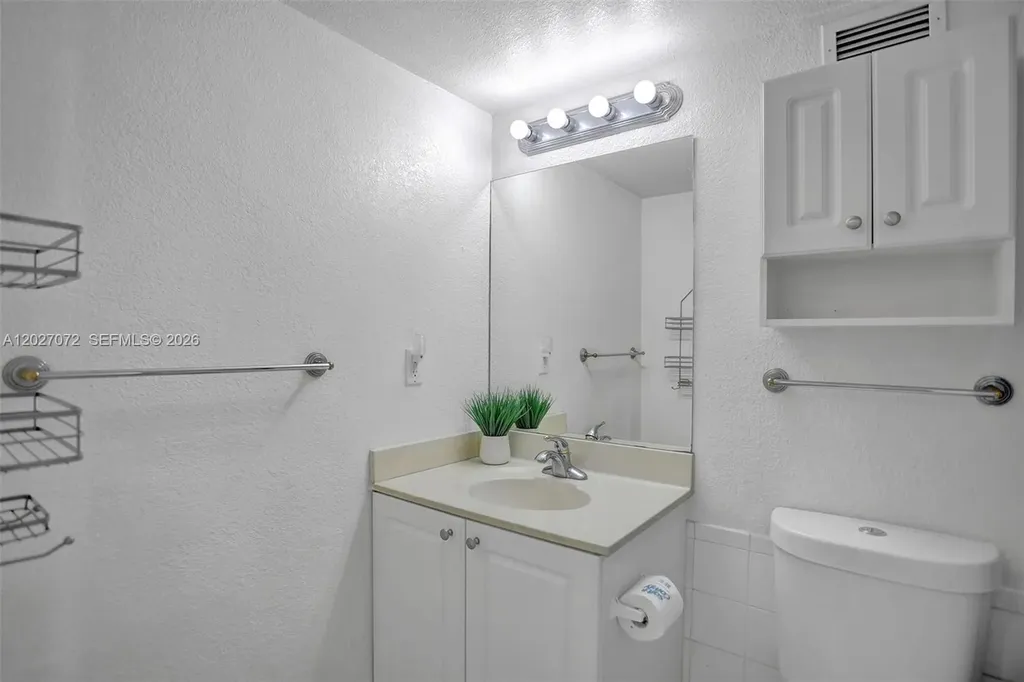 2501 S Ocean Drive Hollywood FL 33019