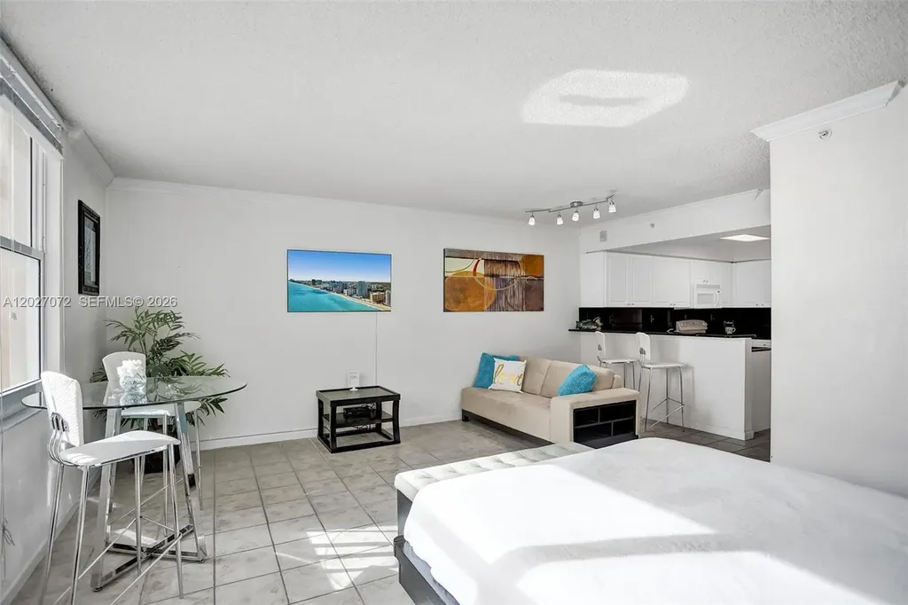 2501 S Ocean Drive Hollywood FL 33019