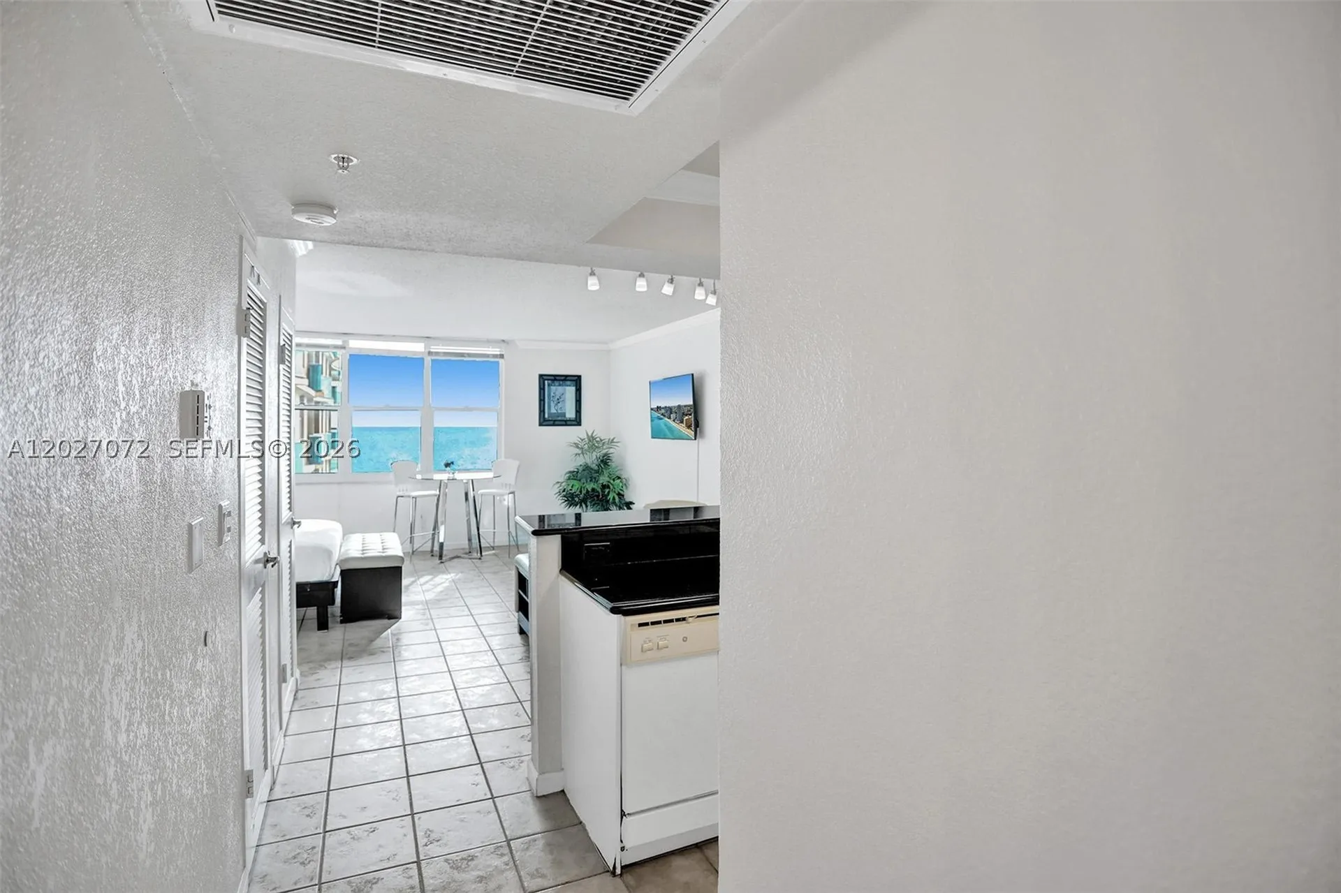 2501 S Ocean Drive Hollywood FL 33019