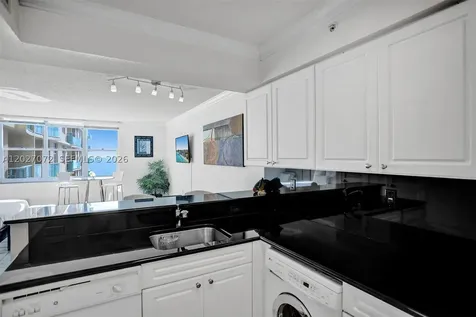 2501 S Ocean Drive Hollywood FL 33019