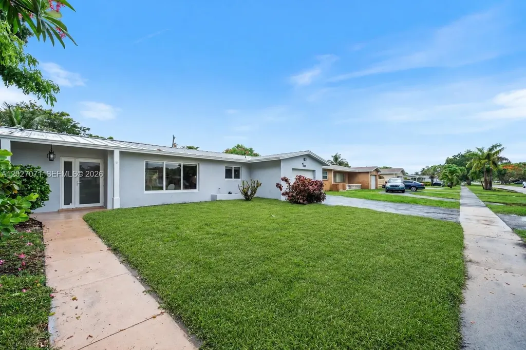 4024 Monroe Street Hollywood FL 33021