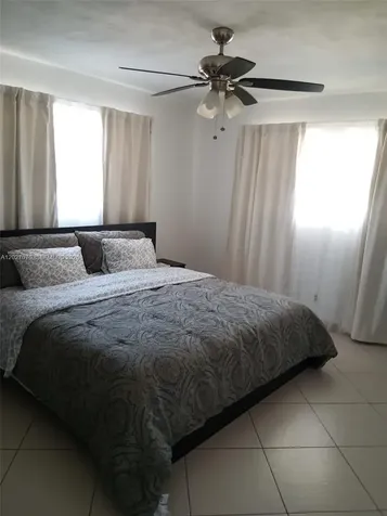 Hollywood FL 33020