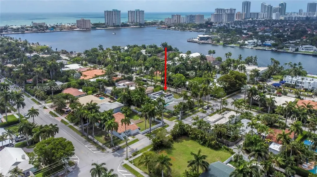 955 Van Buren Street Hollywood FL 33019
