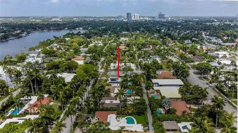 955 Van Buren Street Hollywood FL 33019