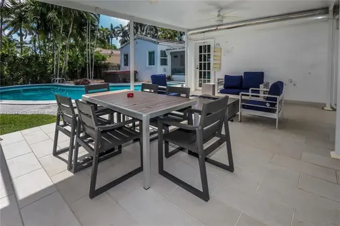 955 Van Buren Street Hollywood FL 33019