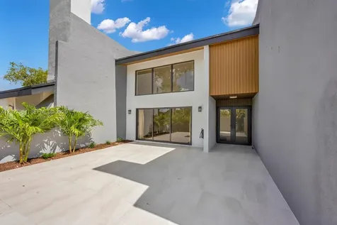 6661 SW 72nd Street South Miami FL 33143