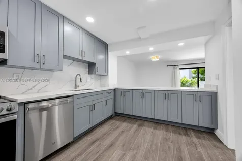 6661 SW 72nd Street South Miami FL 33143