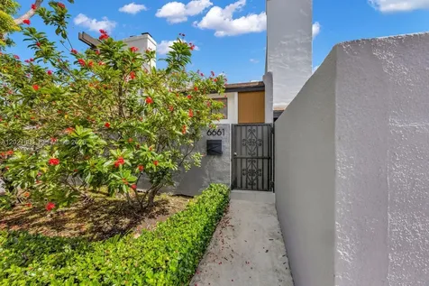 6661 SW 72nd Street South Miami FL 33143