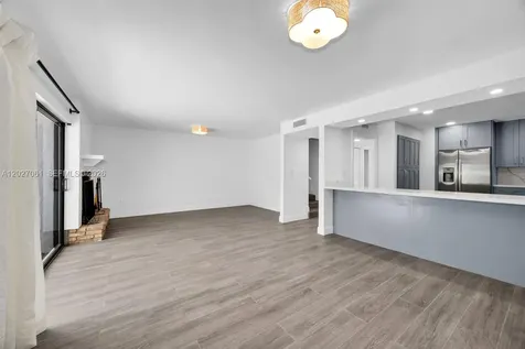 6661 SW 72nd Street South Miami FL 33143