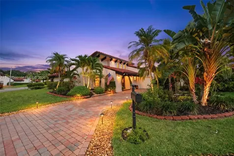8189 Pine Circle Tamarac FL 33321