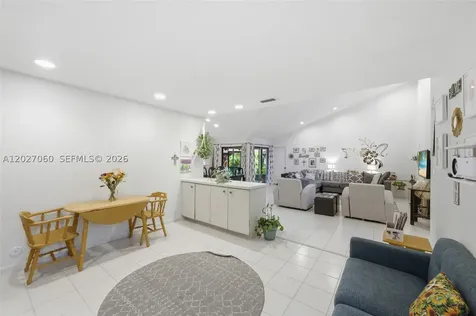 8189 Pine Circle Tamarac FL 33321