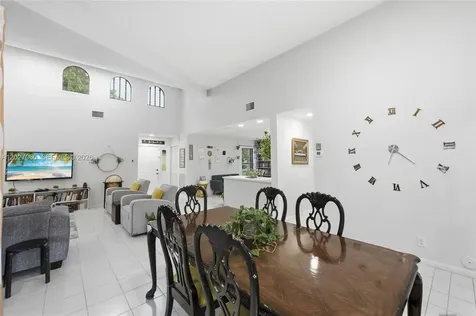 8189 Pine Circle Tamarac FL 33321