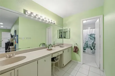 8189 Pine Circle Tamarac FL 33321