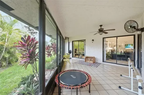 8189 Pine Circle Tamarac FL 33321