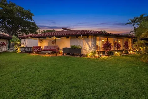 8189 Pine Circle Tamarac FL 33321
