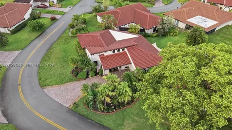8189 Pine Circle Tamarac FL 33321
