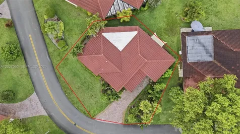 8189 Pine Circle Tamarac FL 33321
