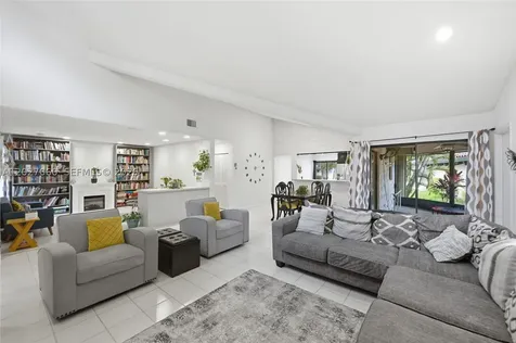 8189 Pine Circle Tamarac FL 33321