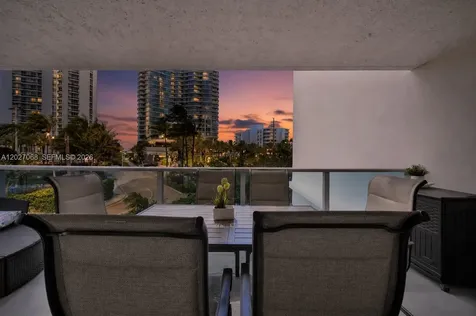 100 Bayview Drive Sunny Isles Beach FL 33160