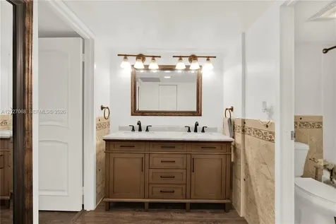 100 Bayview Drive Sunny Isles Beach FL 33160