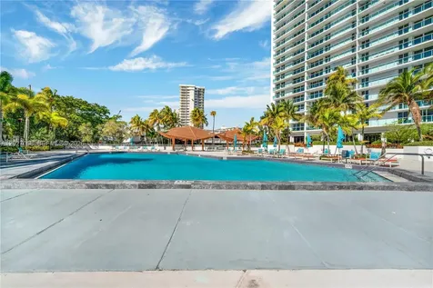 100 Bayview Drive Sunny Isles Beach FL 33160