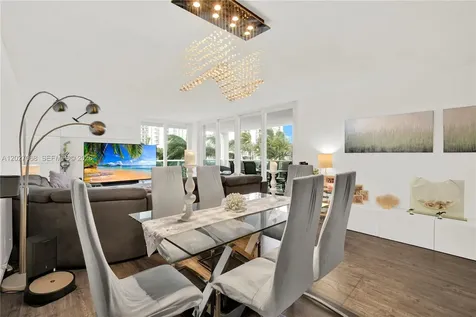 100 Bayview Drive Sunny Isles Beach FL 33160