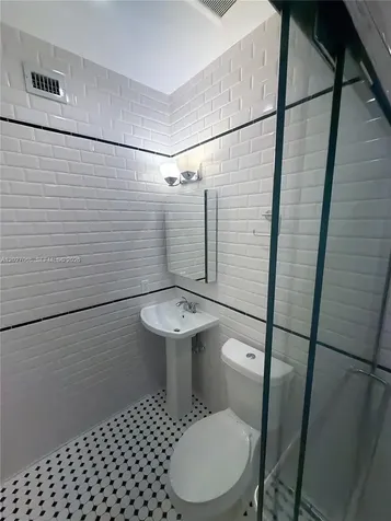 3669 Poinciana Avenue Miami FL 33133