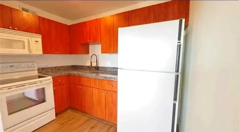 11195 SW 1st Street Sweetwater FL 33174