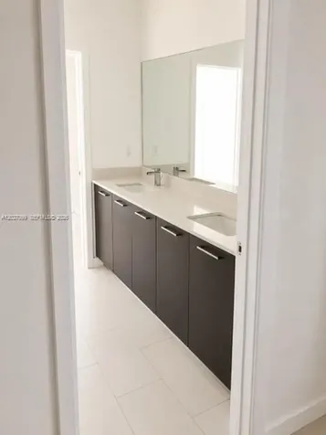 1370 NW 34th Way Lauderhill FL 33311
