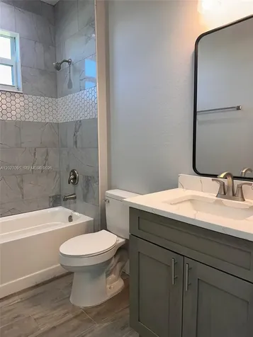 314 NW 16 Cape Coral FL 33993