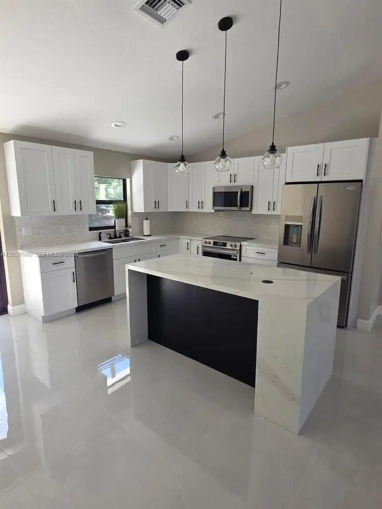 4726 Trout Sebring FL 33870