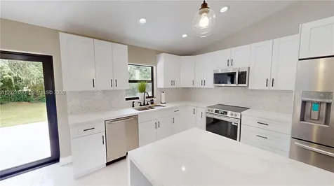 4726 Trout Sebring FL 33870