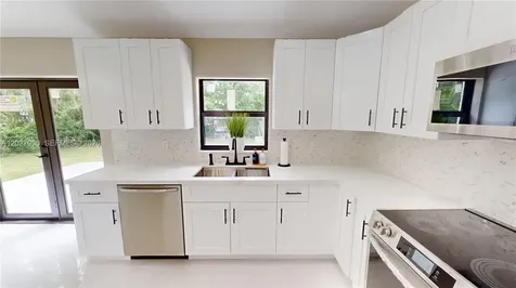 4726 Trout Sebring FL 33870