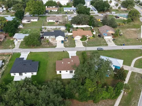 4726 Trout Sebring FL 33870