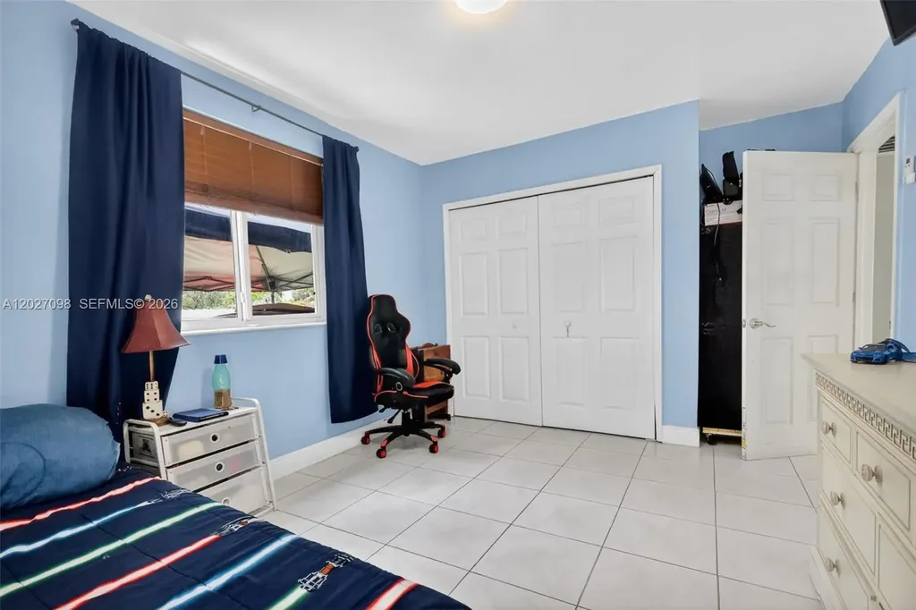 1440 N 68th Avenue Hollywood FL 33024