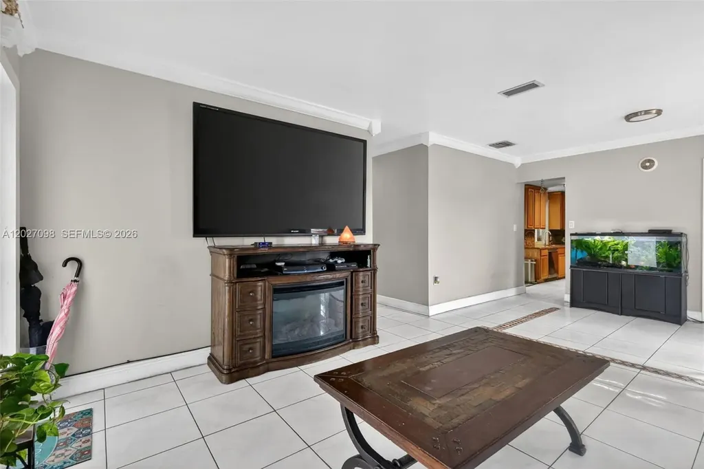 1440 N 68th Avenue Hollywood FL 33024