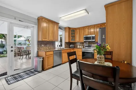 1440 N 68th Avenue Hollywood FL 33024