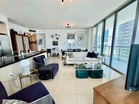 1111 SW 1 Avenue Miami FL 33130