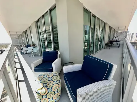 1111 SW 1 Avenue Miami FL 33130