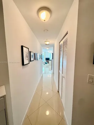 1111 SW 1 Avenue Miami FL 33130