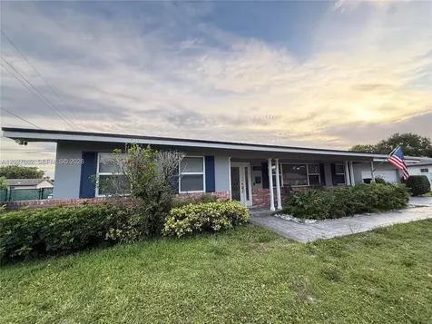 7461 NW 6th Street Plantation FL 33317