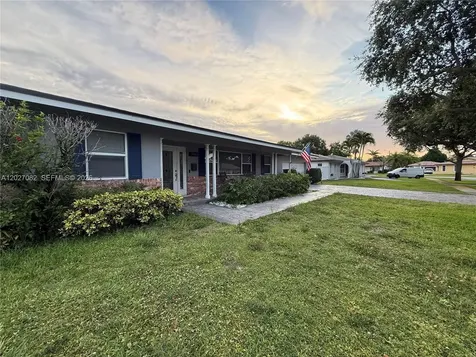7461 NW 6th Street Plantation FL 33317