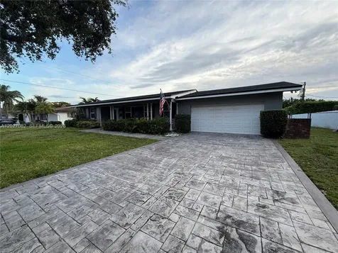 7461 NW 6th Street Plantation FL 33317