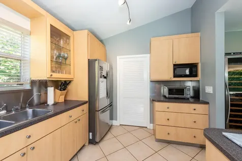 1870 SW 24th Terrace Miami FL 33145