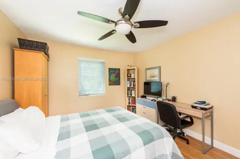 1870 SW 24th Terrace Miami FL 33145