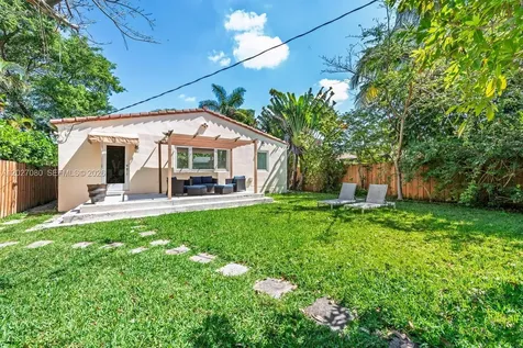 1870 SW 24th Terrace Miami FL 33145