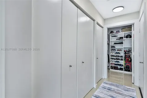 900 Biscayne Boulevard Miami FL 33132
