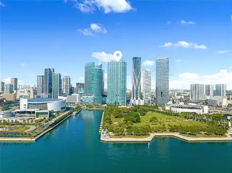 900 Biscayne Boulevard Miami FL 33132